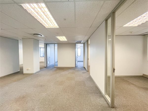 206  m² Office Space