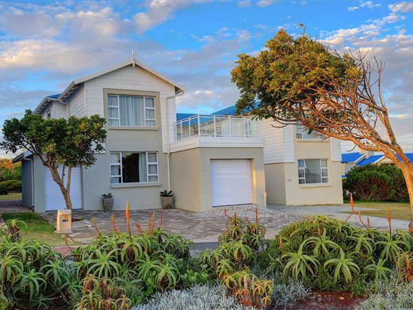 2 Bed Townhouse in Pinnacle Point Golf Estate