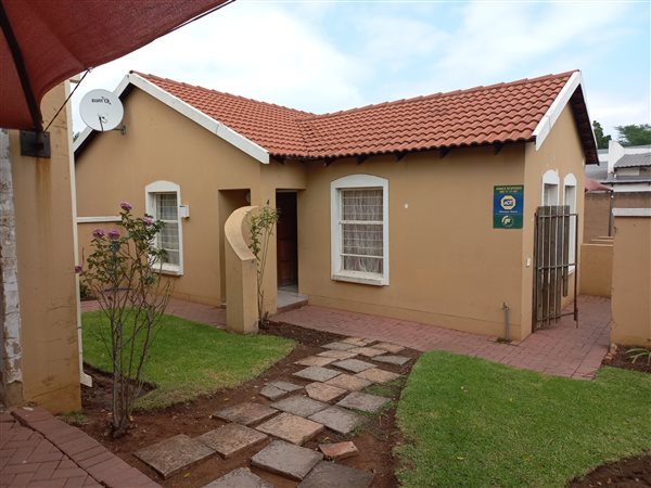 3 Bed Townhouse in Brits