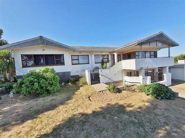 3 Bedroom House 3 Bedroom House