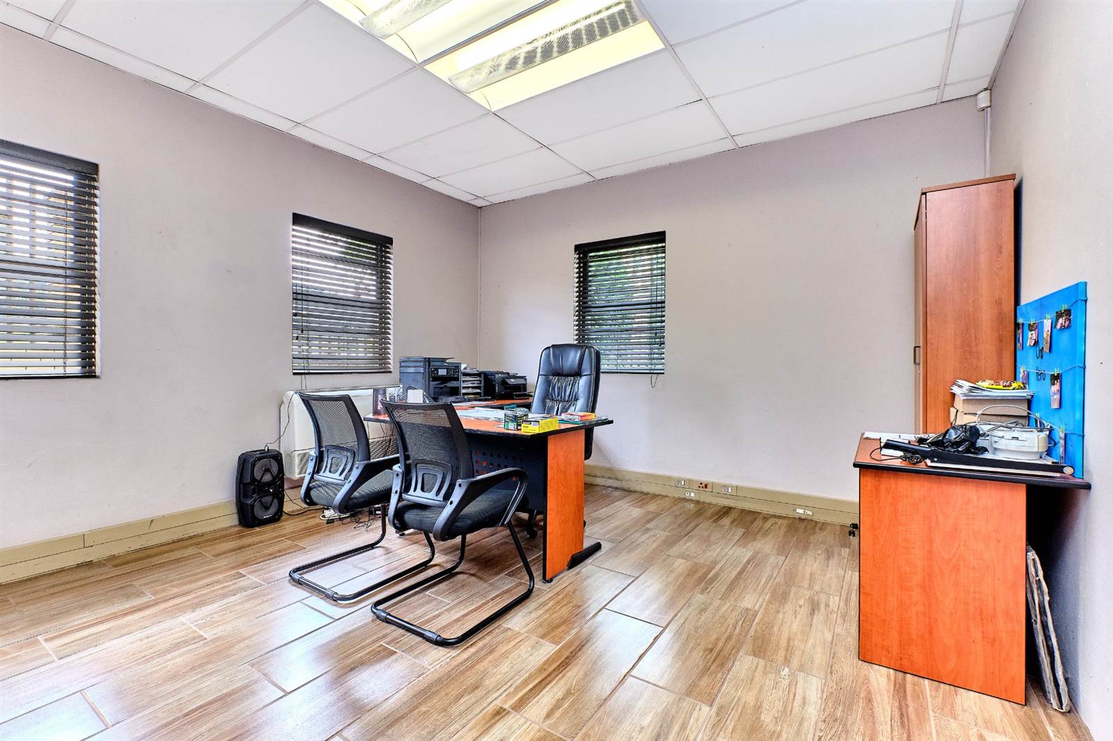 130  m² Office Space in Weltevreden Park photo number 22