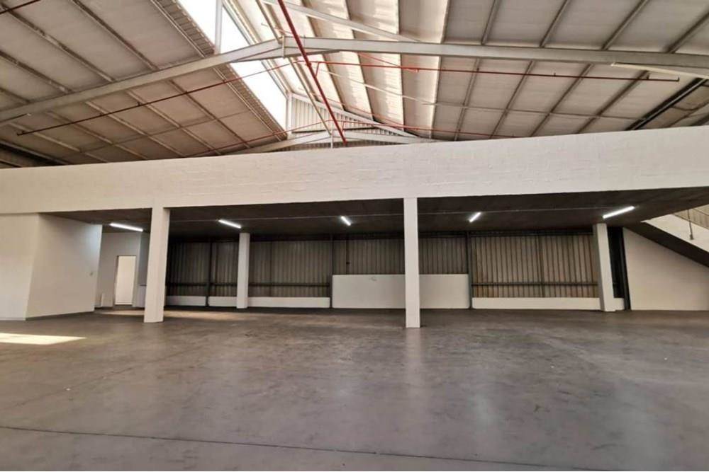 792  m² Commercial space in Glen Anil photo number 3