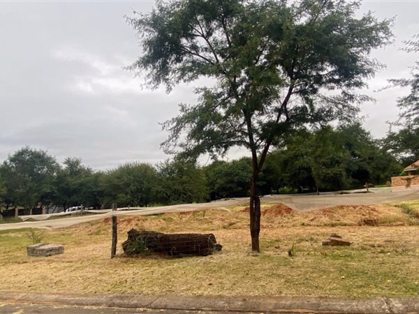 1023 m² Land available in Buffelspoort