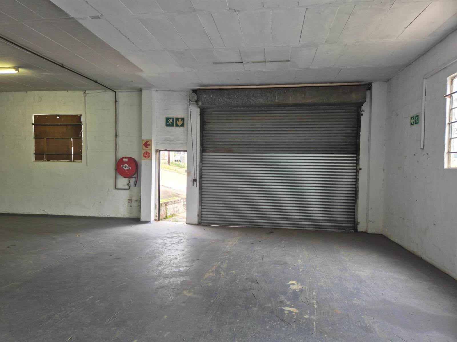 280  m² Industrial space in Briardene photo number 1