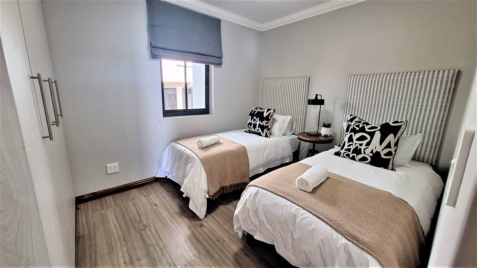 2 Bed Apartment in Mossel Bay Central photo number 25