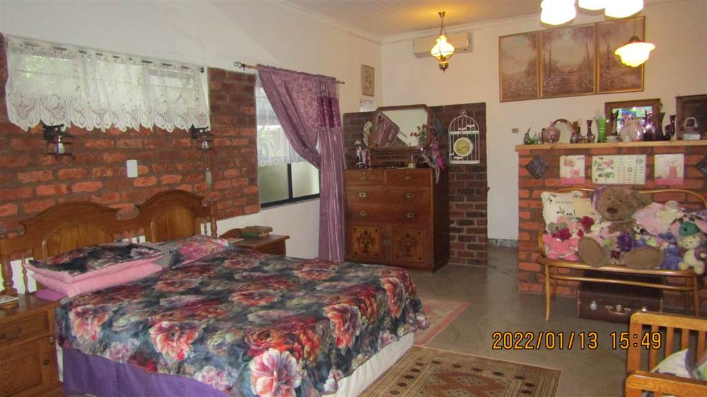 4 Bed House in Mokopane photo number 16