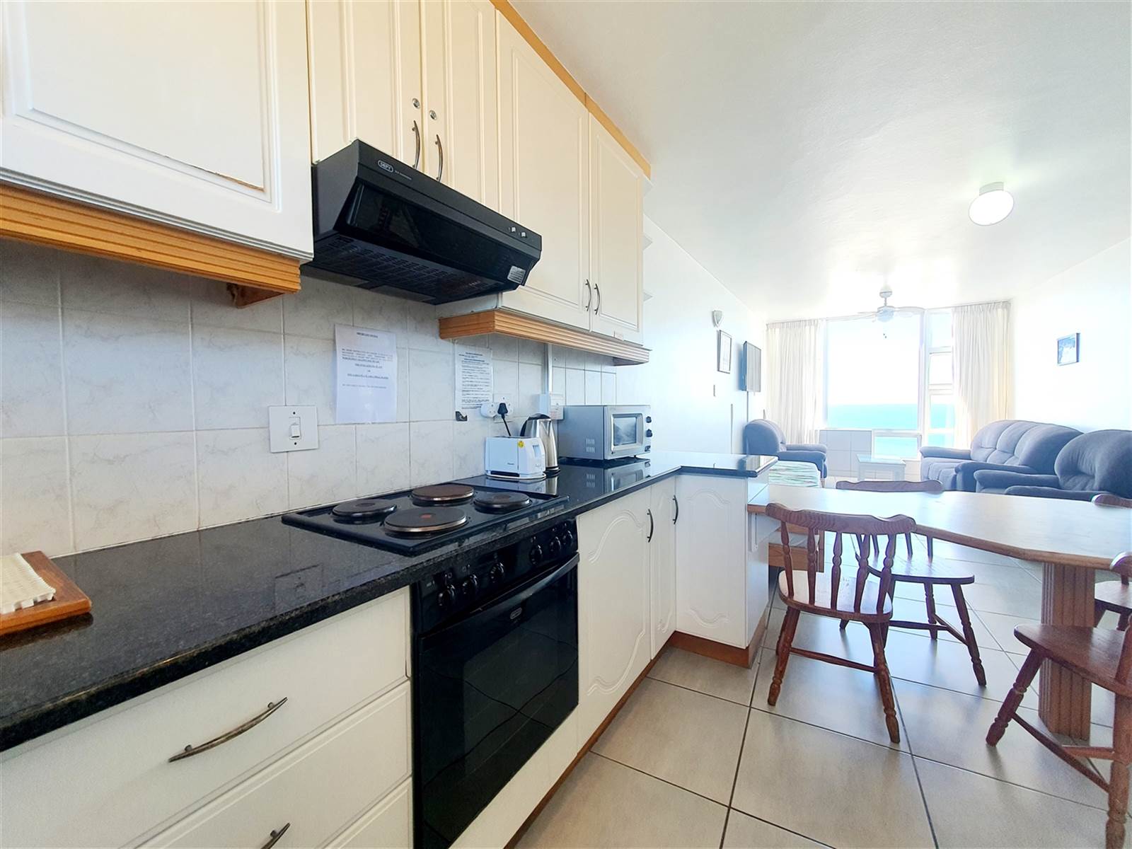 1 Bed Flat in Scottburgh Central photo number 7
