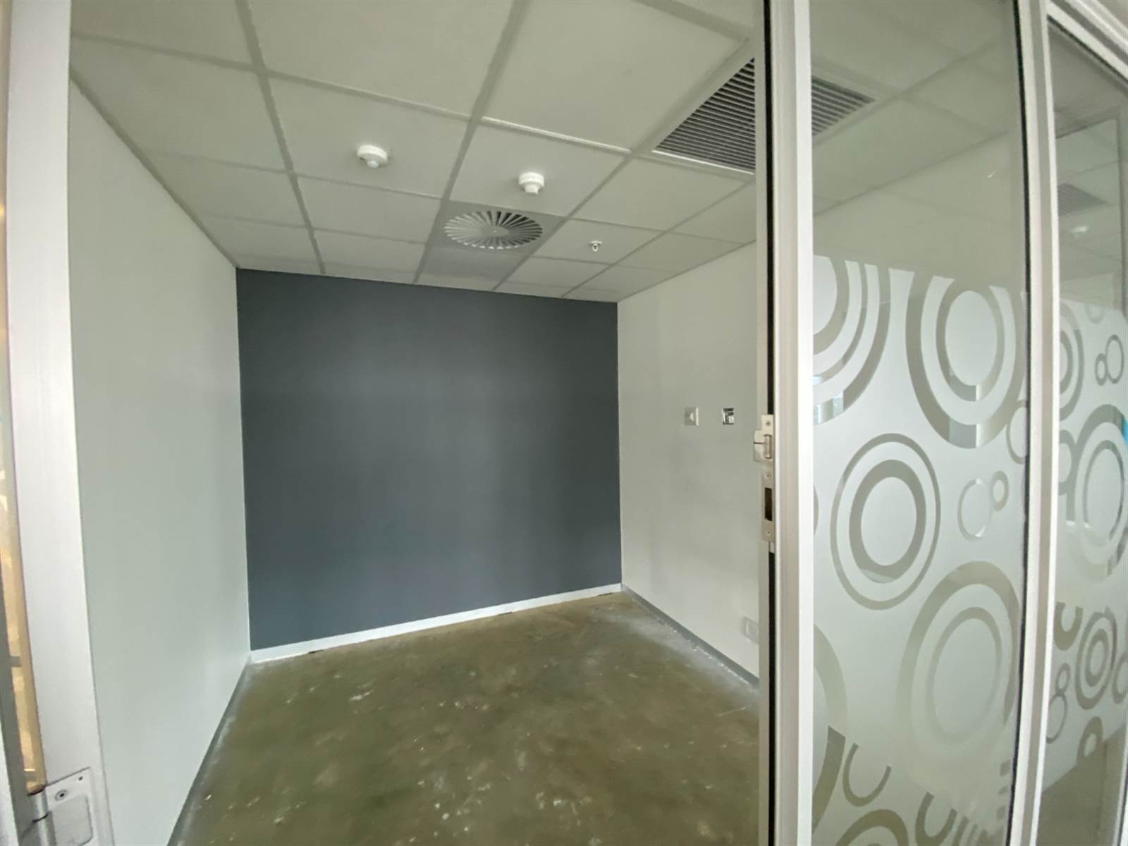 2334  m² Commercial space in Waterfall Estate photo number 10