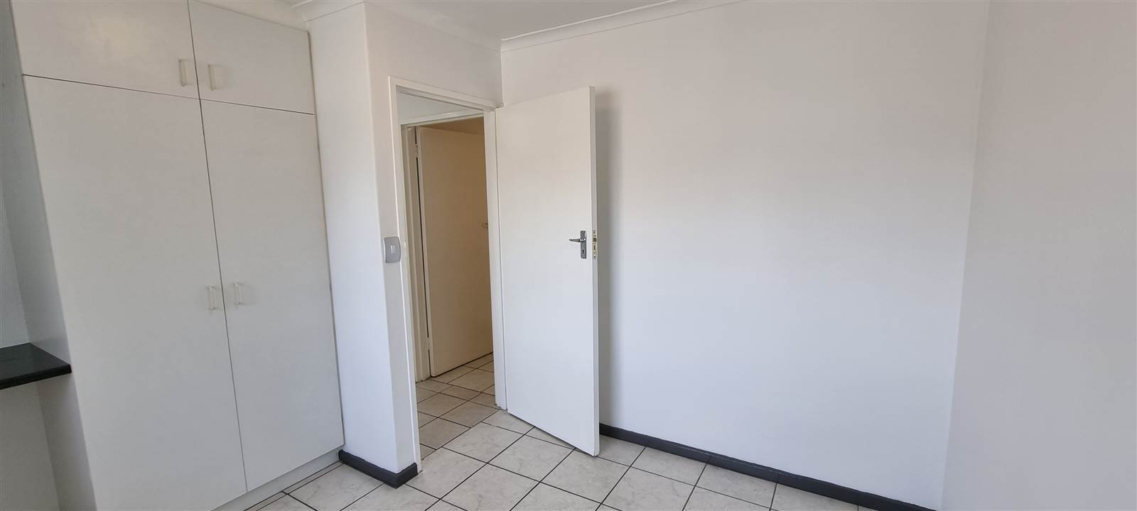 3 Bed Apartment in Strand North photo number 23