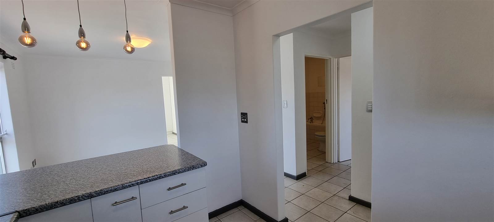 3 Bed Apartment in Strand North photo number 6