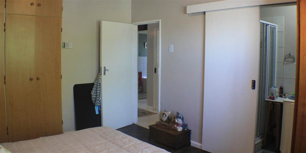 4 Bed House in Mossel Bay Ext 15 photo number 23