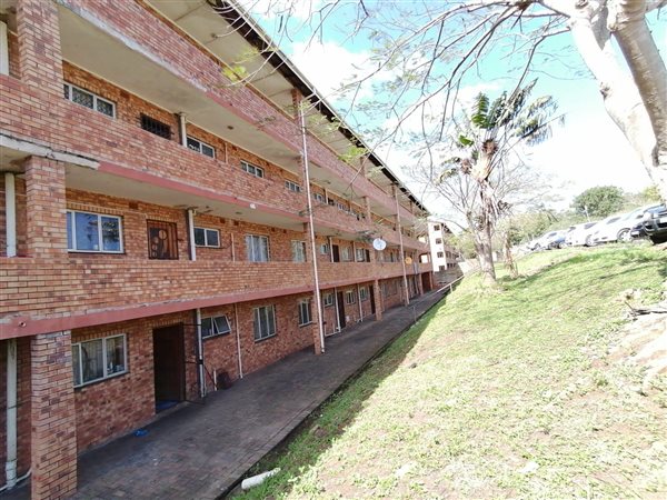 2 Bed Flat in Empangeni Central