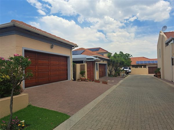 2 Bed House in Secunda Central