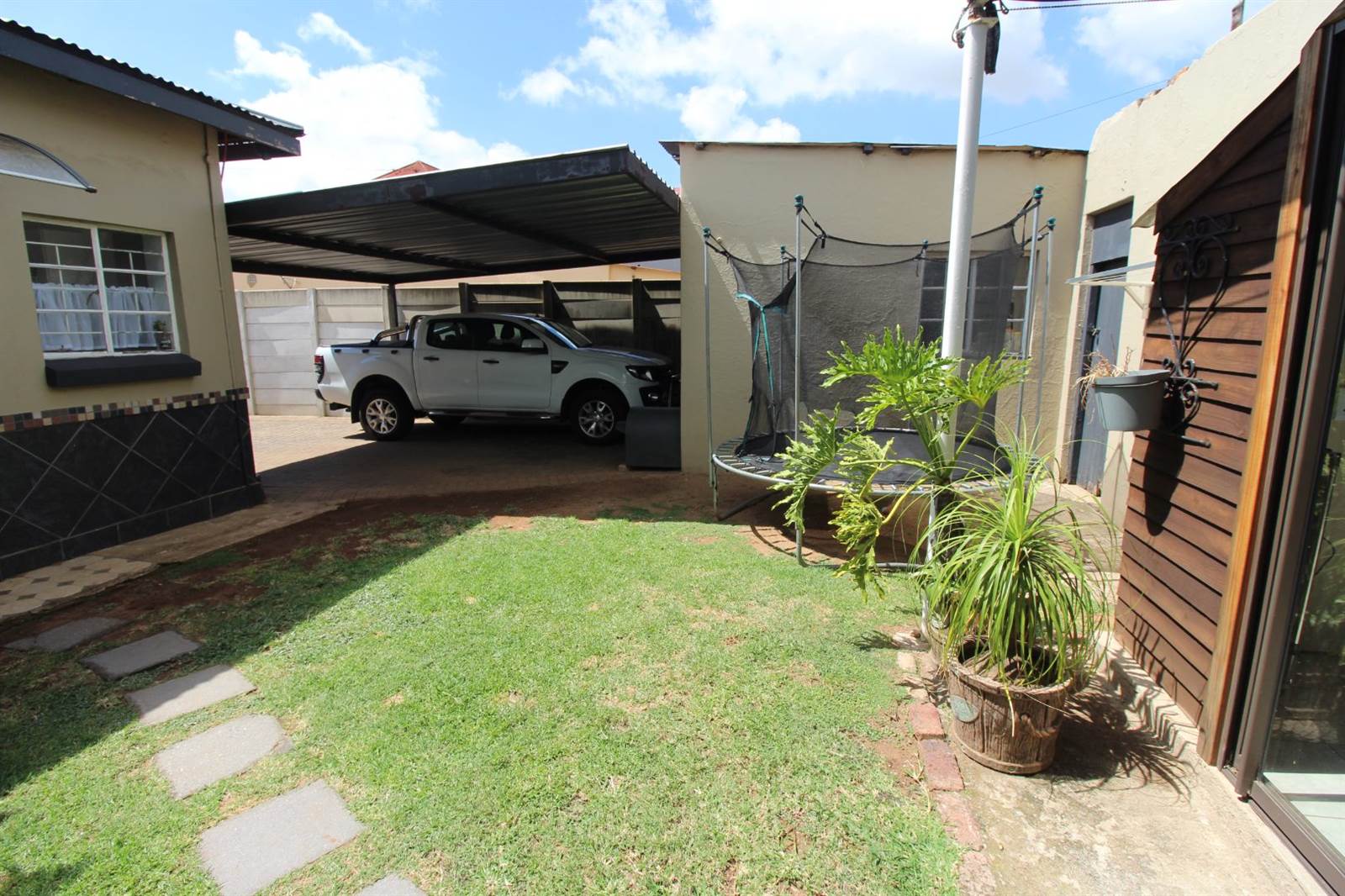 3 Bed House in Krugersdorp West photo number 20
