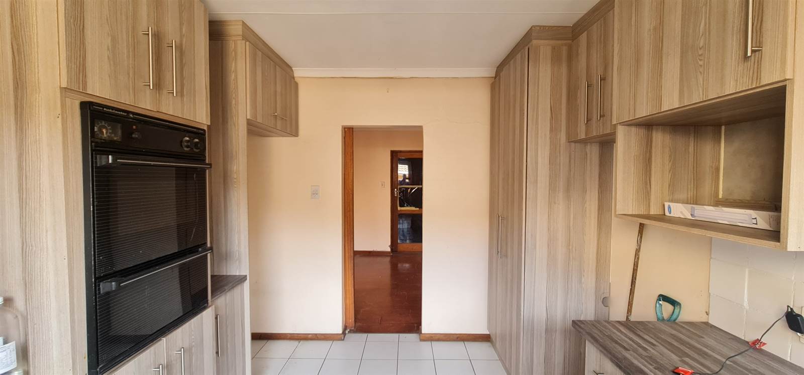 3 Bed House in Kwamagxaki photo number 5