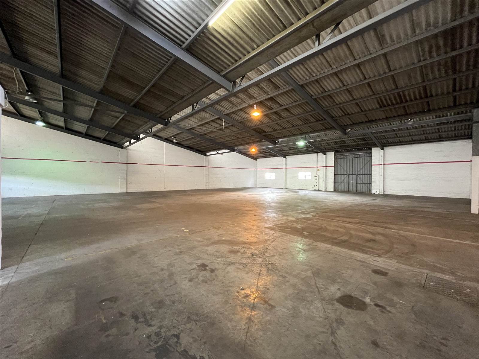 720  m² Industrial space in Airport Industria photo number 7