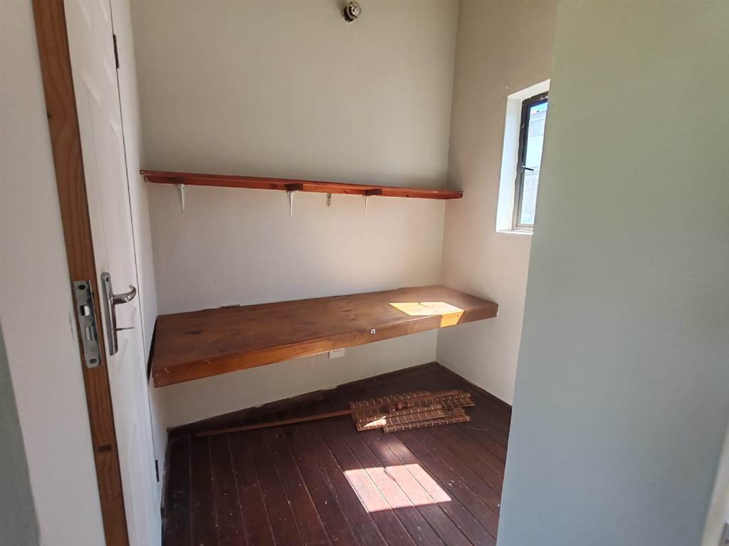 1.5 Bed Apartment in Pretoria North photo number 15