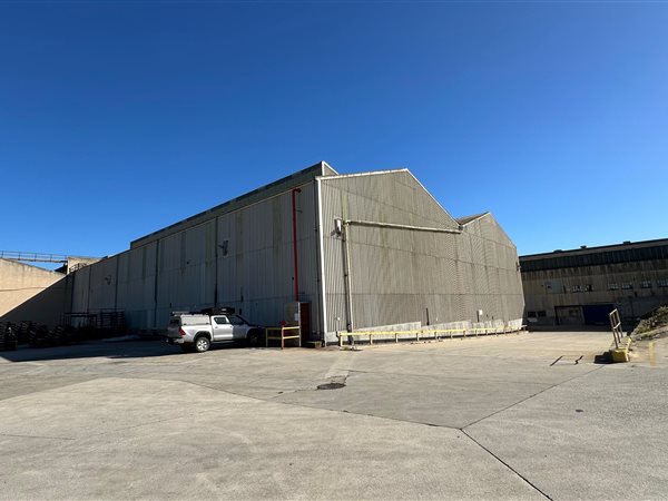 2 302  m² Industrial space