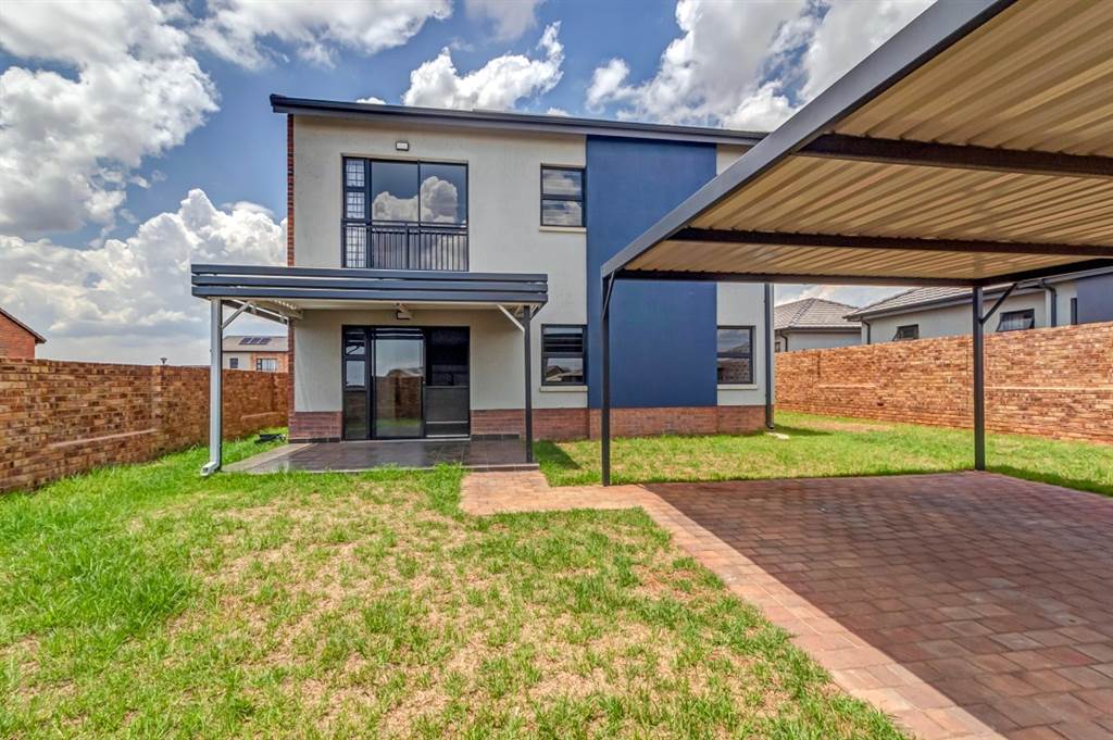 4 Bed House in Randpark Ridge photo number 18