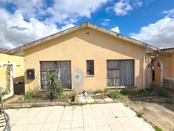 3 Bedroom House 3 Bedroom House