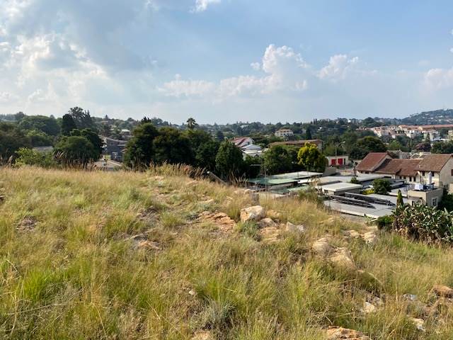 1639 m² Land available in Northcliff photo number 11