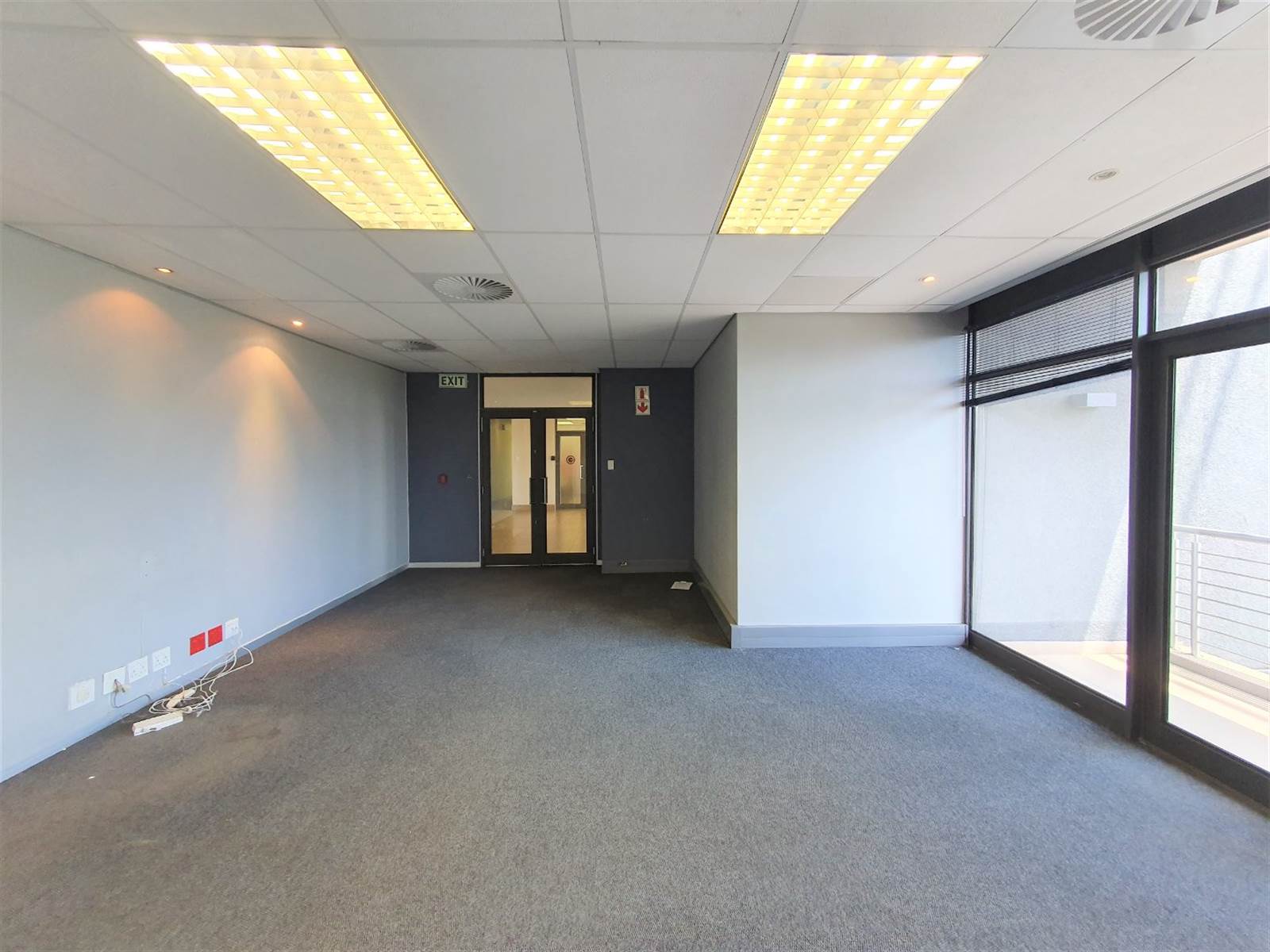 337  m² Office Space in Fourways photo number 8