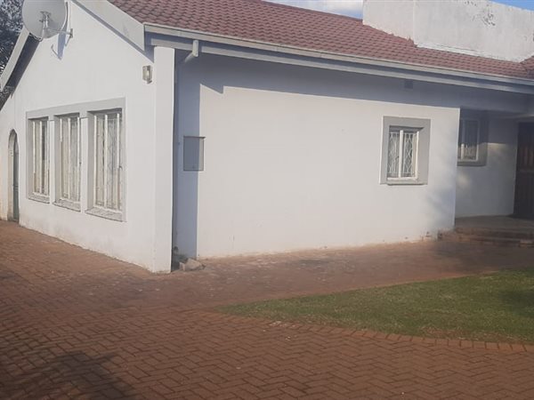 3 Bedroom House 3 Bedroom House