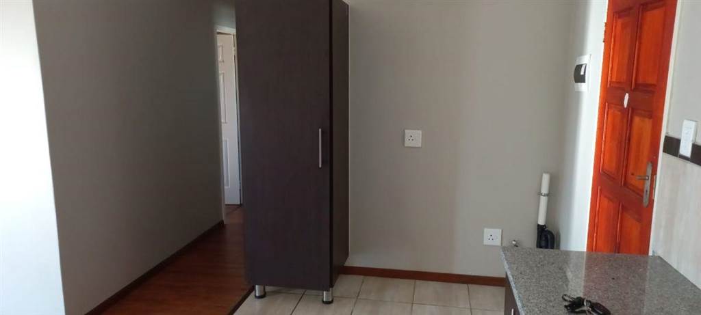 3 Bed Townhouse in Secunda photo number 10