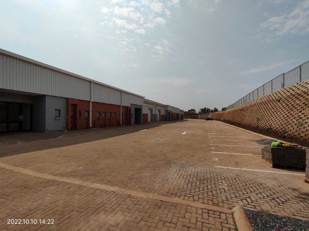 601  m² Industrial space in Olifantsfontein photo number 10