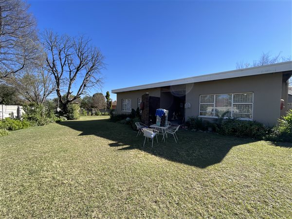 3 Bedroom House 3 Bedroom House