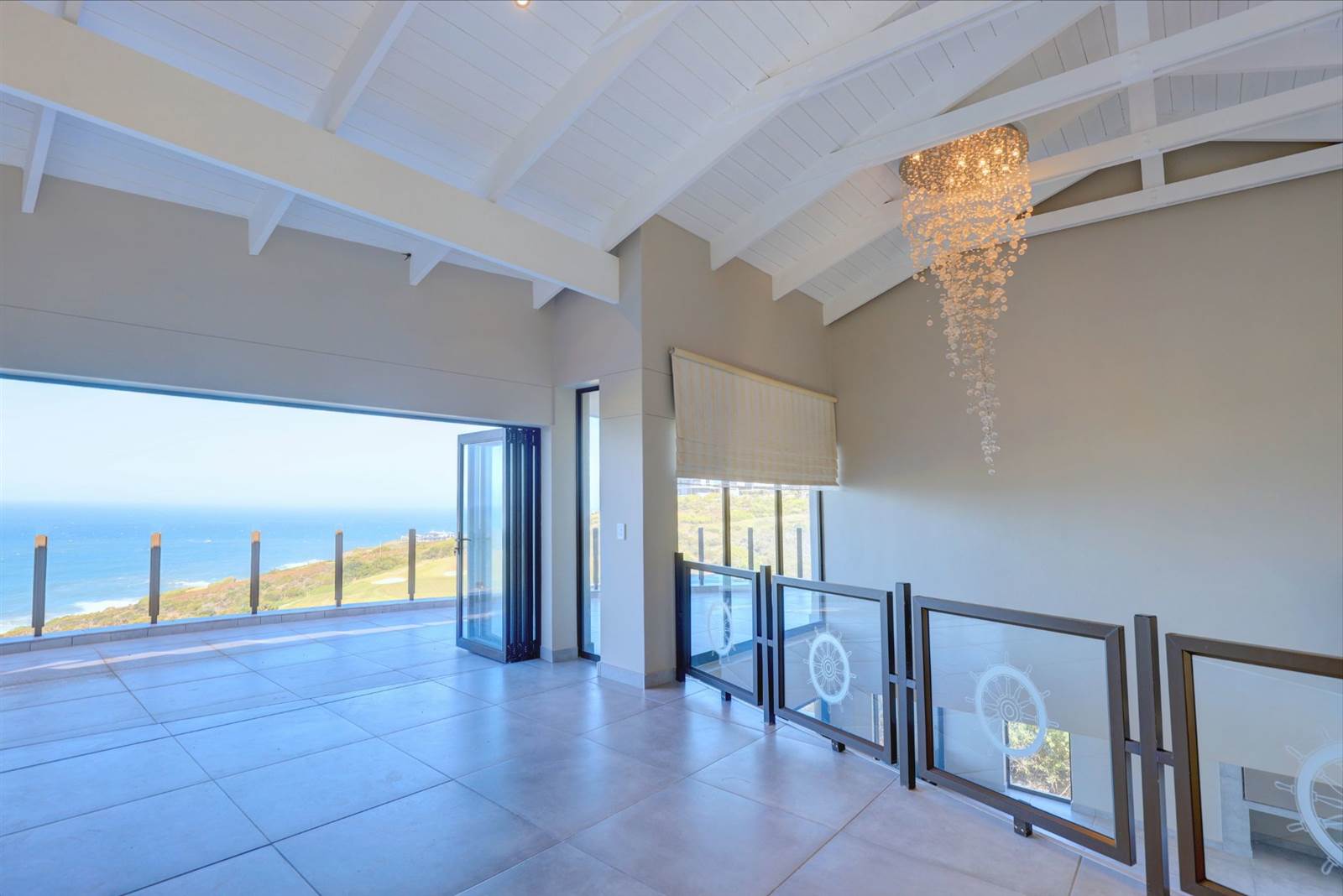 4 Bed House in Pinnacle Point Golf Estate photo number 25
