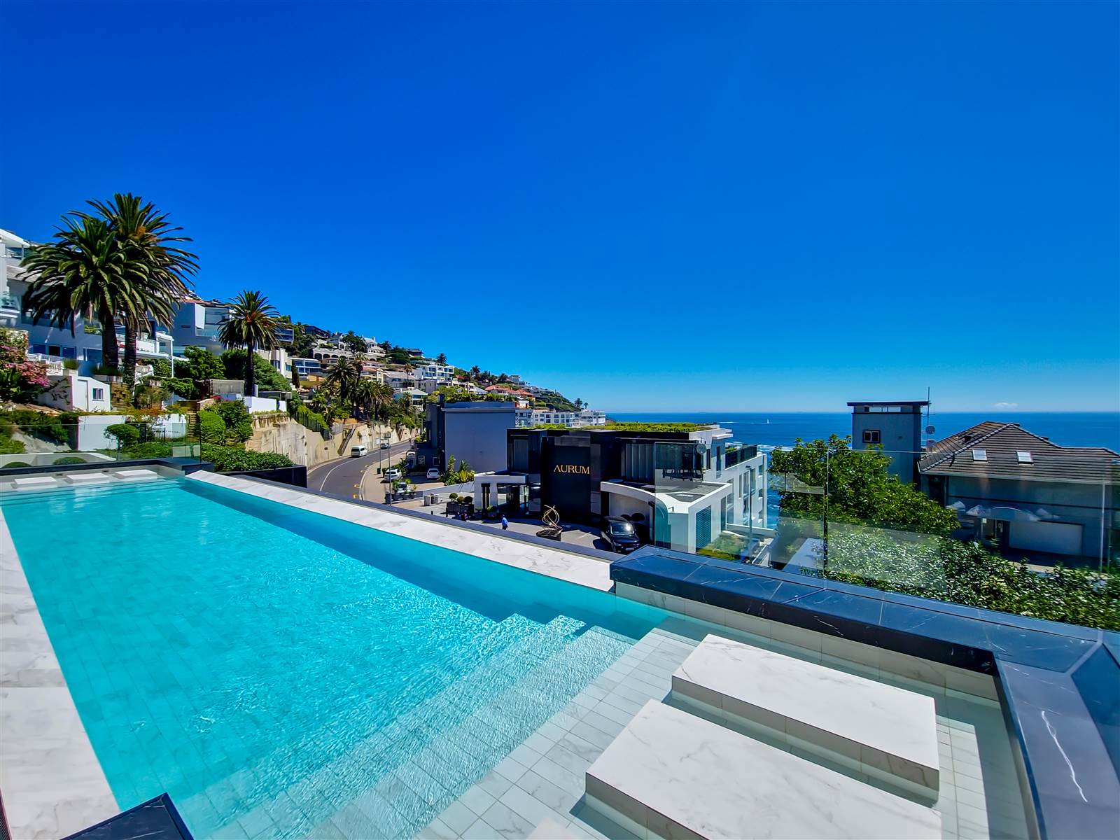 3 Bed Apartment in Bantry Bay photo number 30