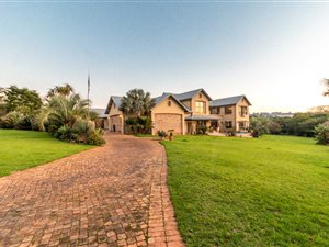 6 Bed House in Mooikloof Heights