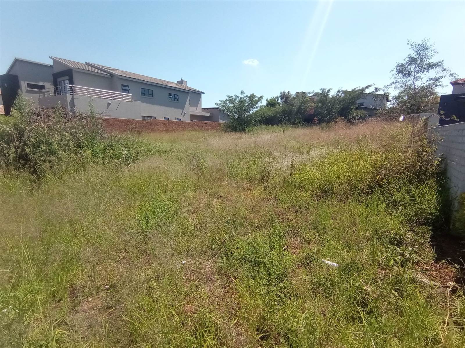 838 m² Land available in Bendor photo number 2