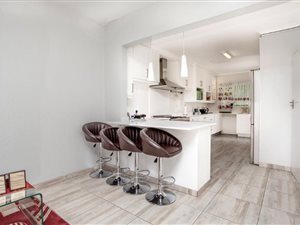 3 Bed House in River Club