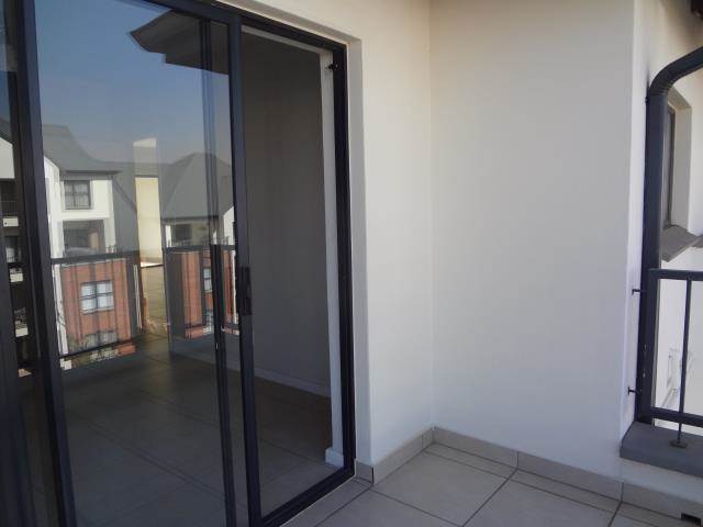 2 Bed Apartment in Greenstone Crest photo number 18