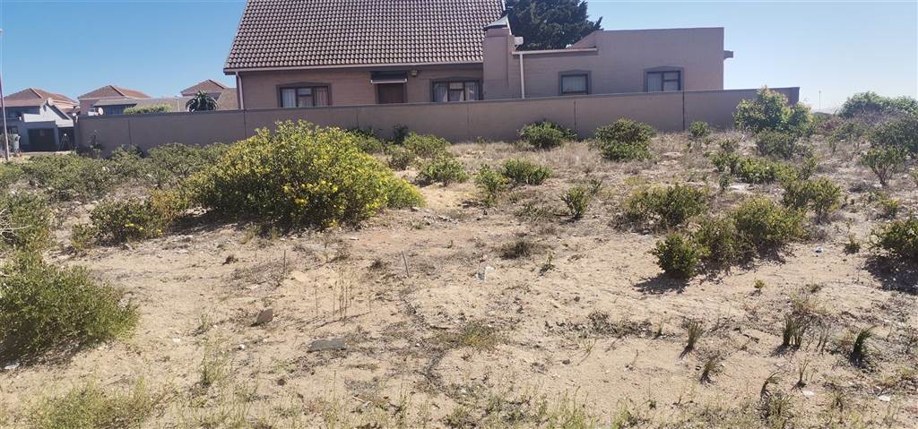 173 m² Land available in Saldanha photo number 1