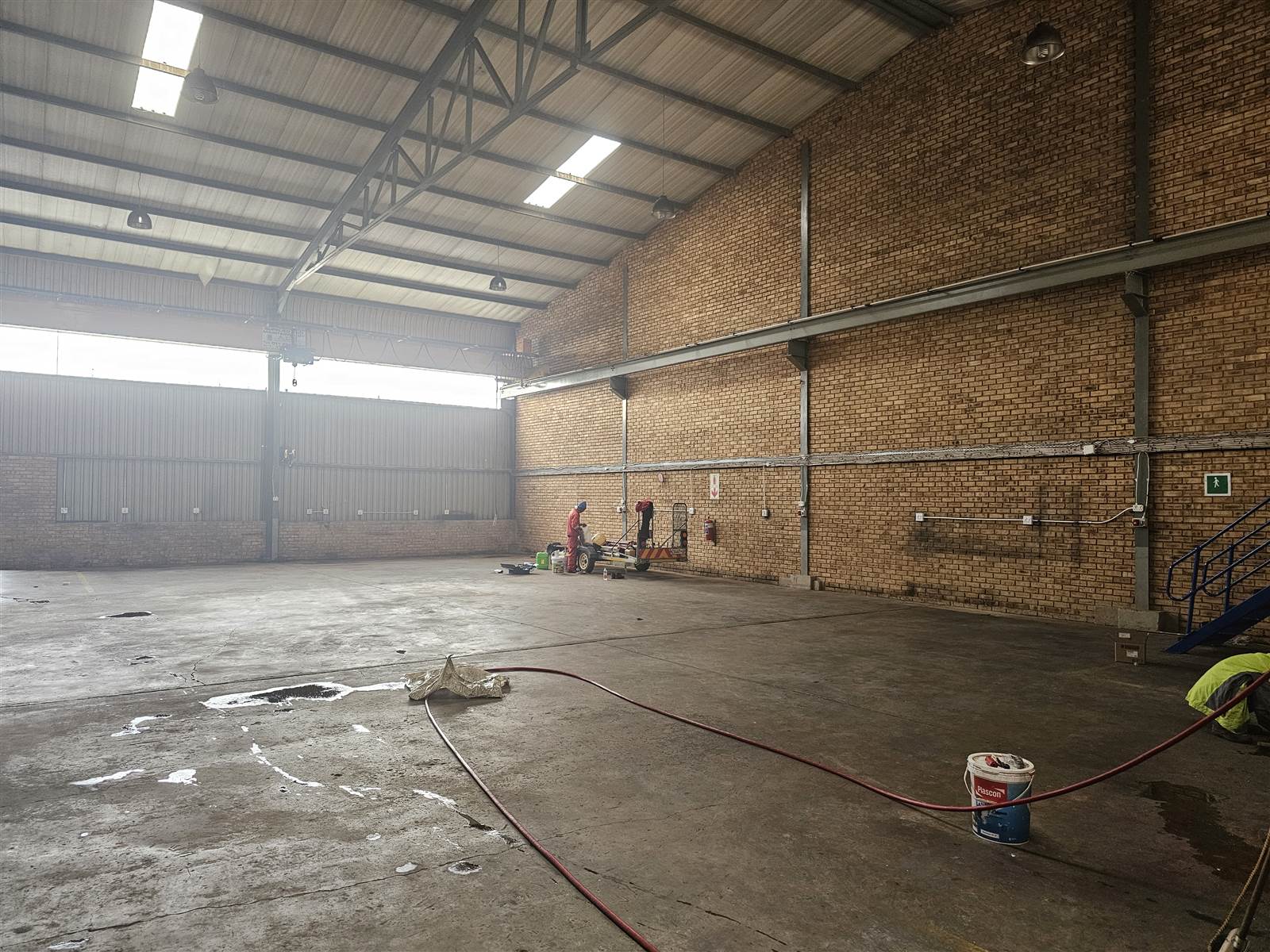550  m² Industrial space in Wadeville photo number 2