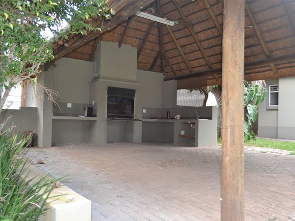 4 Bedroom House 4 Bedroom House