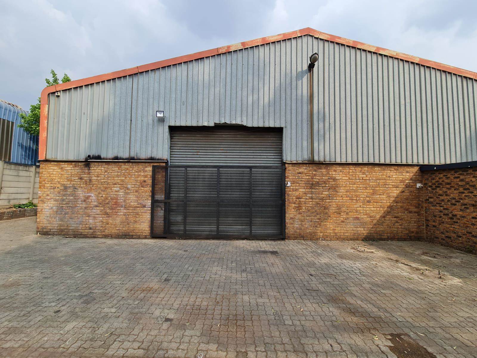 1000  m² Industrial space in Wadeville photo number 2