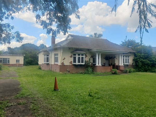 3 Bedroom House 3 Bedroom House