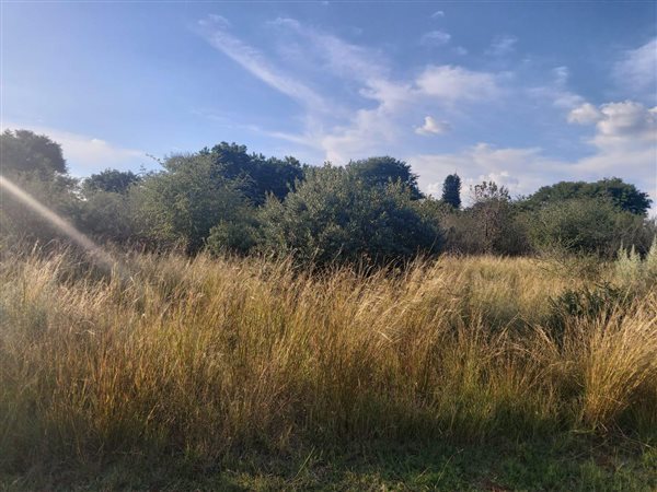 934 m² Land