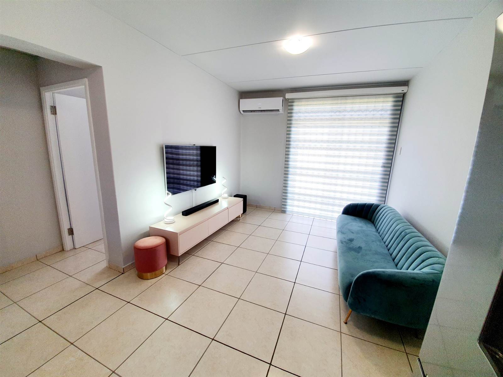 2 Bed Apartment in Ballito photo number 4