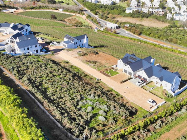 435 m² Land available in Weltevreden Hills Estate