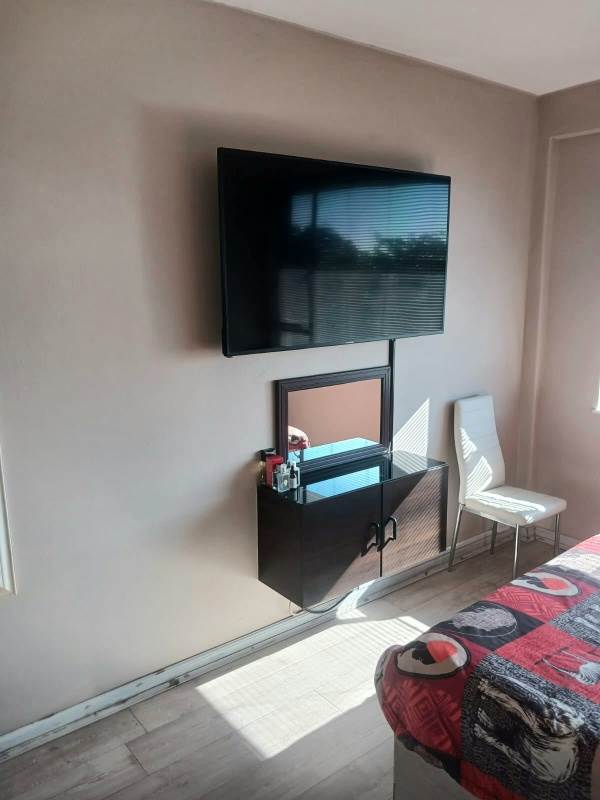 2 Bed Apartment in Sea View photo number 25