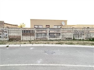 2 Bed House in Geluksdal