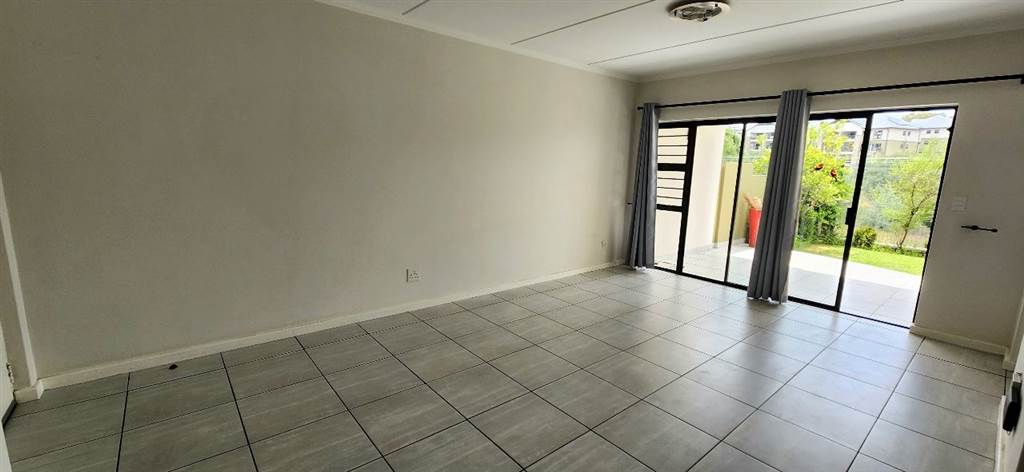 3 Bed Apartment in Waterfall Estate photo number 6