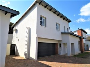 3 Bed Townhouse in Baileys Muckleneuk