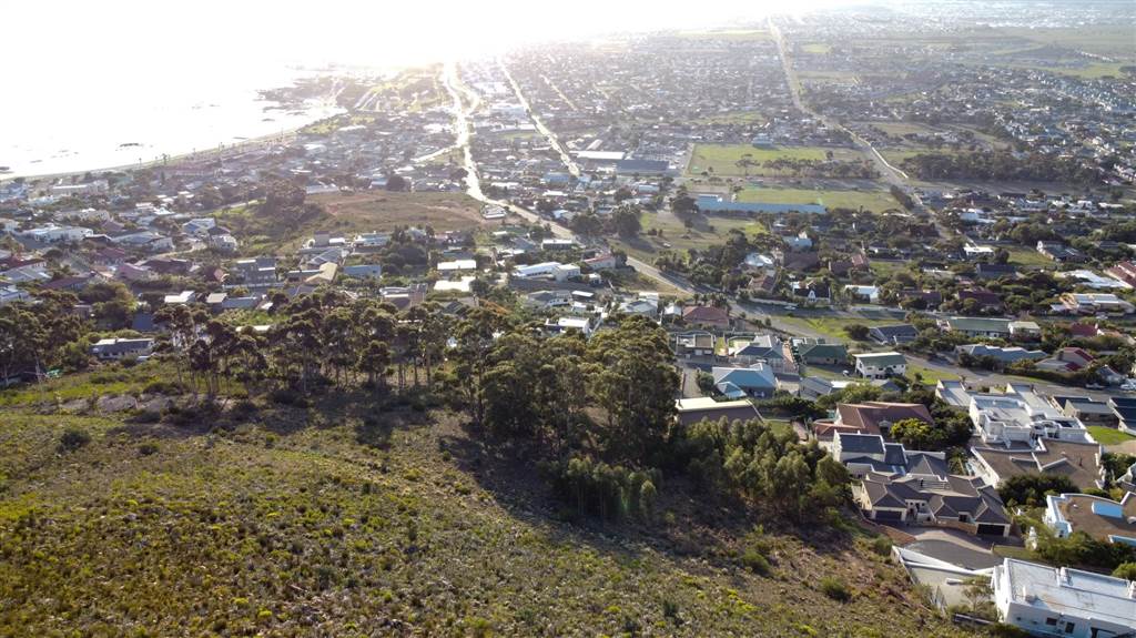 1317 m² Land available in Gordons Bay Central photo number 14