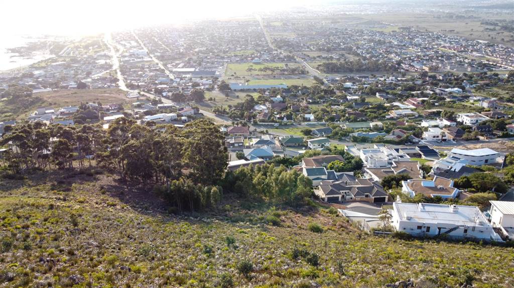 1317 m² Land available in Gordons Bay Central photo number 13